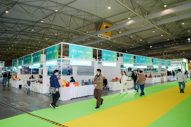 閩貨華夏行·成都站 省商務(wù)廳組團參展2025中國成都國際茶業(yè)博覽會，助力會展服務(wù)與產(chǎn)業(yè)融合