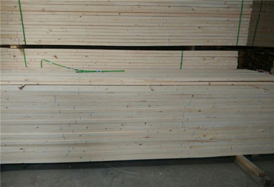 從裝潢到服飾 多元化產(chǎn)品體系解析——白松龍骨、木條、床板與服裝服飾批發(fā)的跨界融合